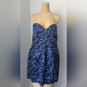 Forever 21 Strapless Blue and Black Floral Dress